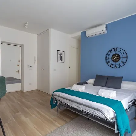 Cozy Small House Porta Venezia Apartment *